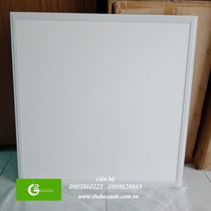 den-led-panel-certaflux-600600-865-840-40w-220-240v1